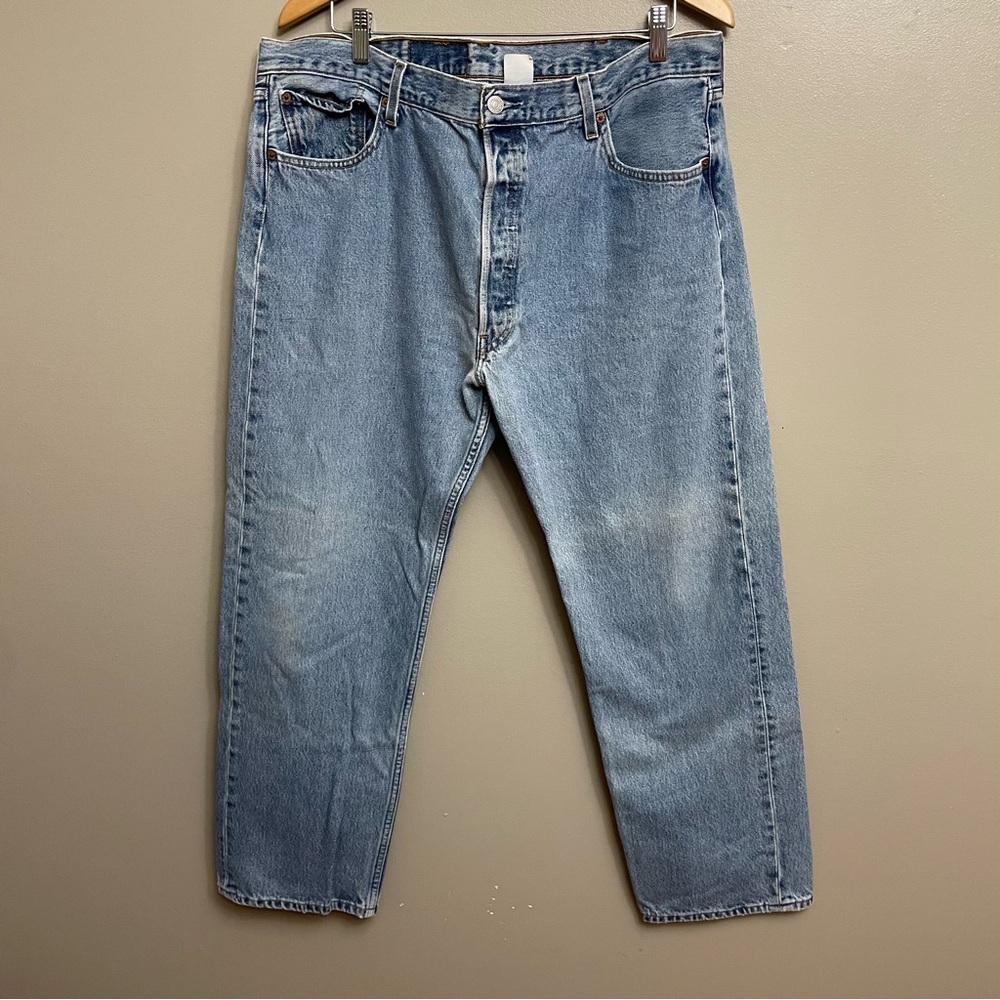 Vintage 90s Y2K Levi's 501 Button Fly W40 L30 Acid Wash Dad Jeans Straight Leg